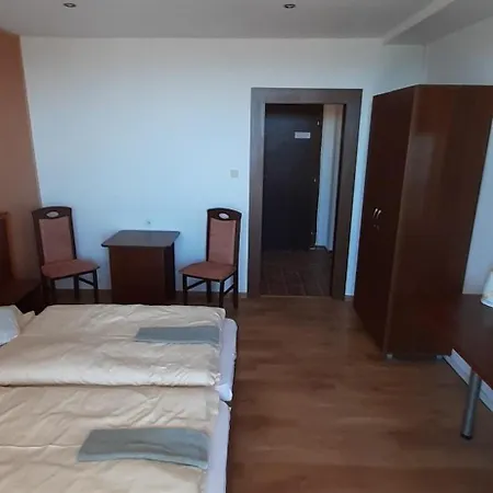 Felicia Hotel 2*