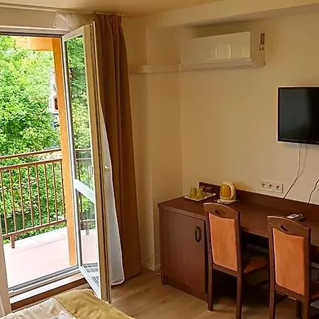 Hotel Felicia 2*